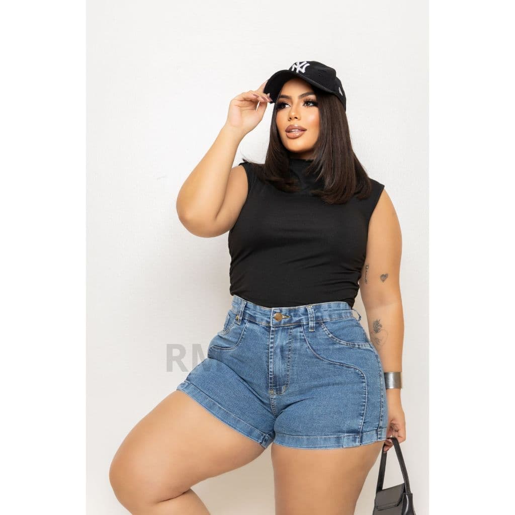short jeans feminino plus size com lycra cintura alta Barra Feita azul marmorizado