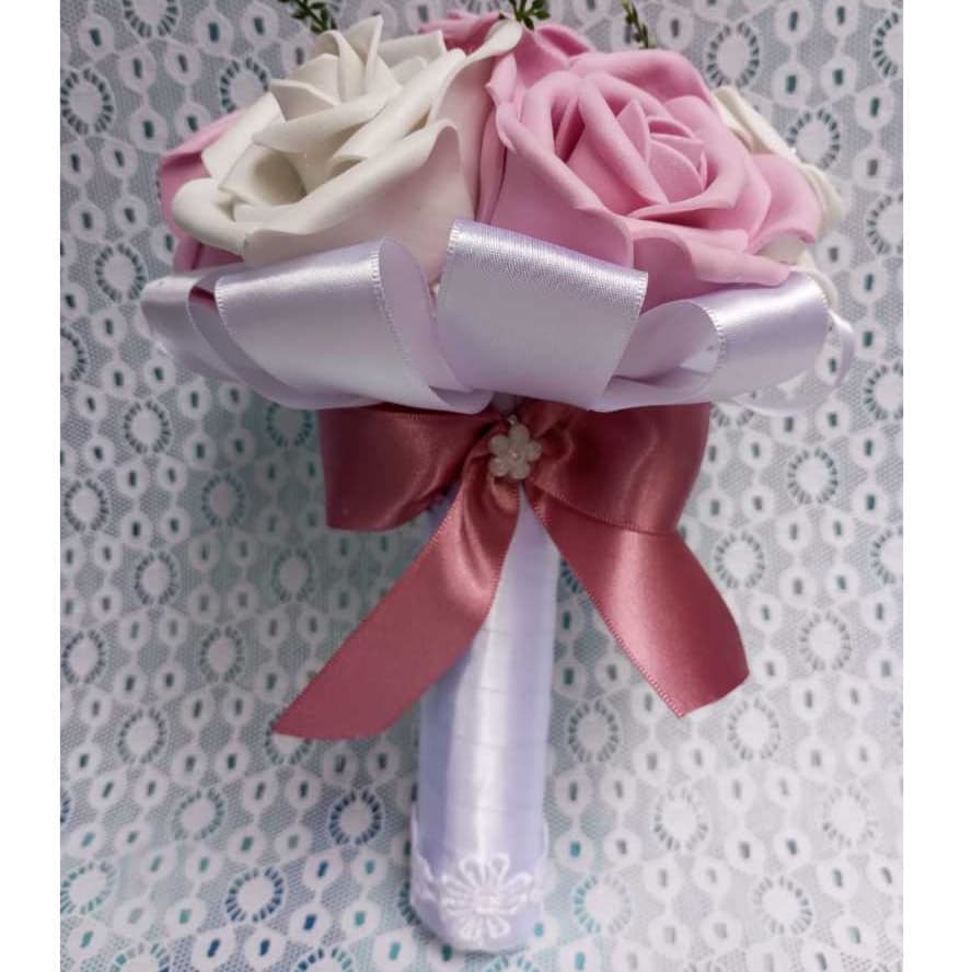 Buquê de Rosas Artificiais Mini Rosa e Branco com Laço – Casamento Noiva Pronta Entrega