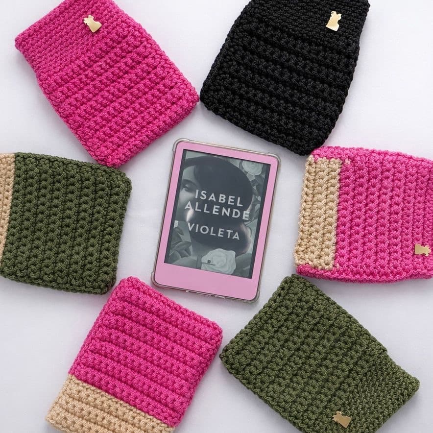 Capa para Kindle em Crochê | Case / Bolsa Protetora Sleeve Artesanal | Compatível com Kindle Basic e Paperwhite