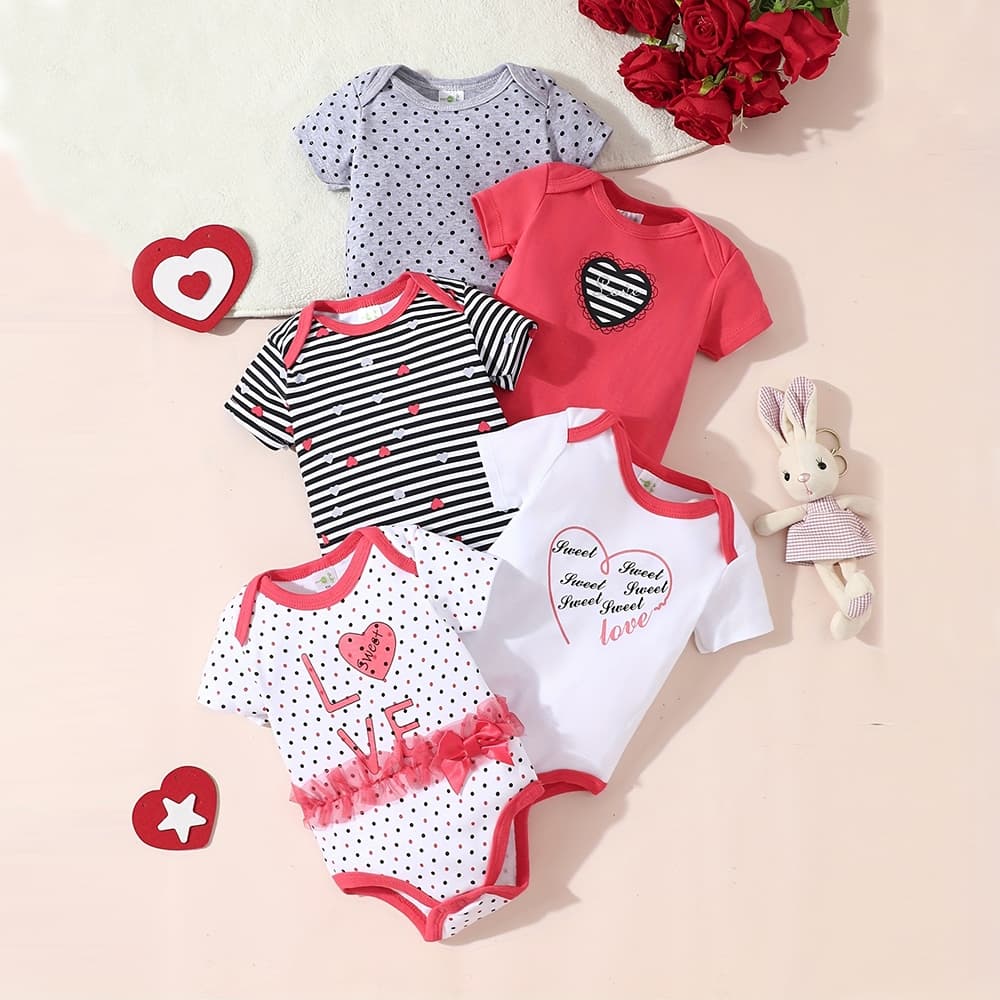 Pijama Bebê Kit 5 Macacão Manga Curta Estampa Coração 60% Algodão 0-3/3-6/6-9/9-12M Recém-Nascido