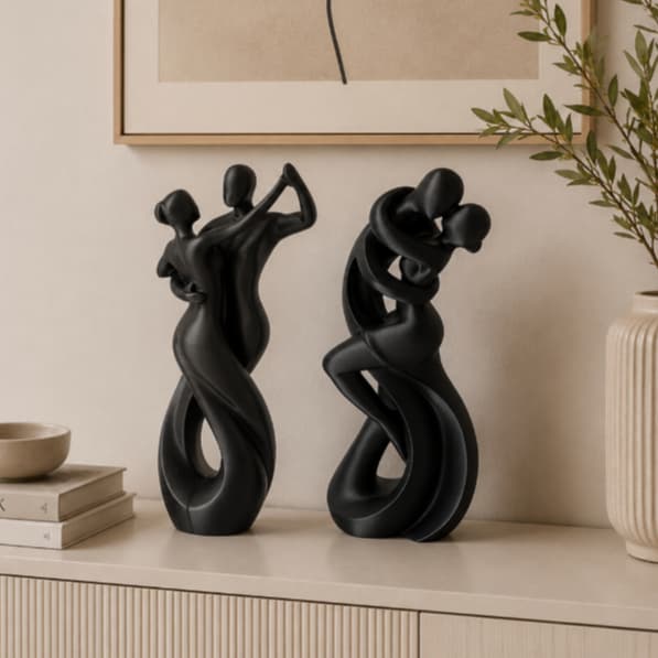 Kit 2 Esculturas Decorativas Casal Dançando Valsa e Abraço – Arte Moderna em 3D para Sala Clean e Aparador