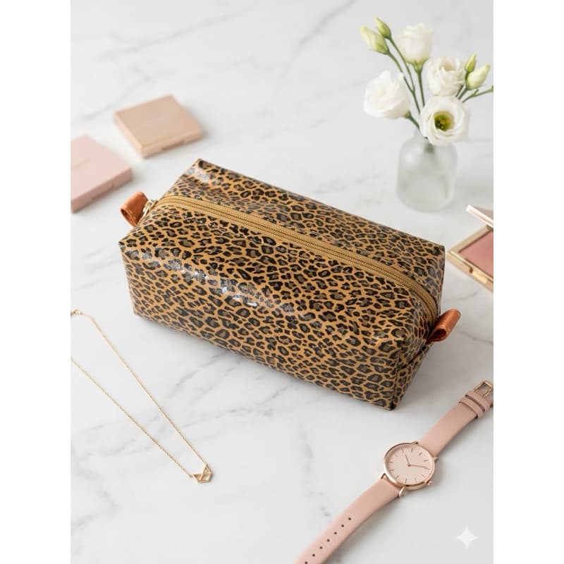 Necessaire Feminina Estampa Oncinha Impermeável com Zíper