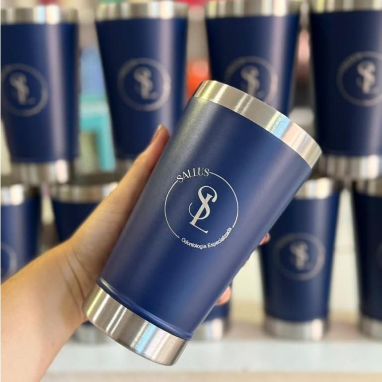 1 unidade Copo térmico 473mL personalizado a laser com sua logo ou nome para aniversário ou casamento