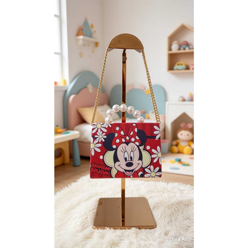 Bolsa infantil para meninas estilosas e blogueiras  patricinhas alça de pérola  e transversal lindas