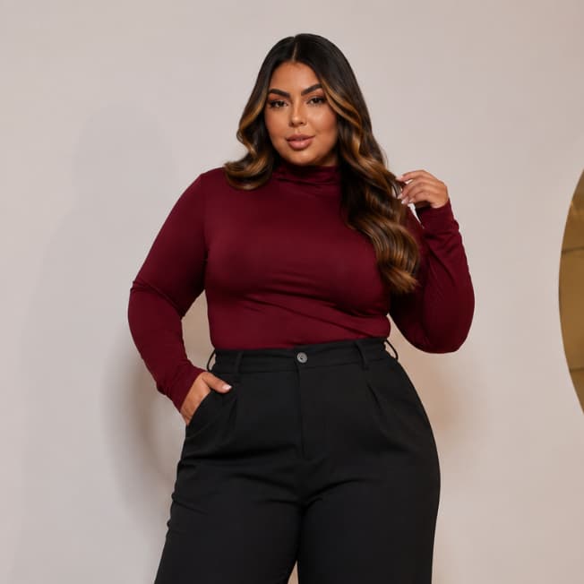Blusa Feminina Gola Alta Cacharrel Plus Size – Sofisticação e Conforto para o Seu Dia a Dia