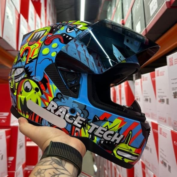 CAPACETE EXCLUSIVO RACE TECH SECTOR MONSTERS COLORIDO AZUL AMARELO PROMOÇÃO VISEIRA CRISTAL E AZUL ESPELHADA