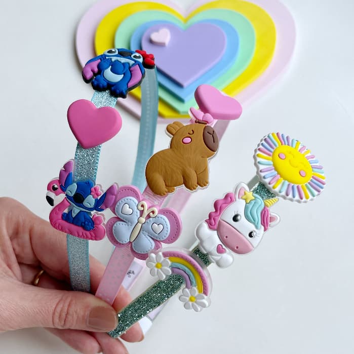 Tiara Stich/Arco Infantil Stitch/Tiara Infantil Unicórnio-Arco Íris/Arco Unicórnio/Tiara Infantil Capivara-Borboleta