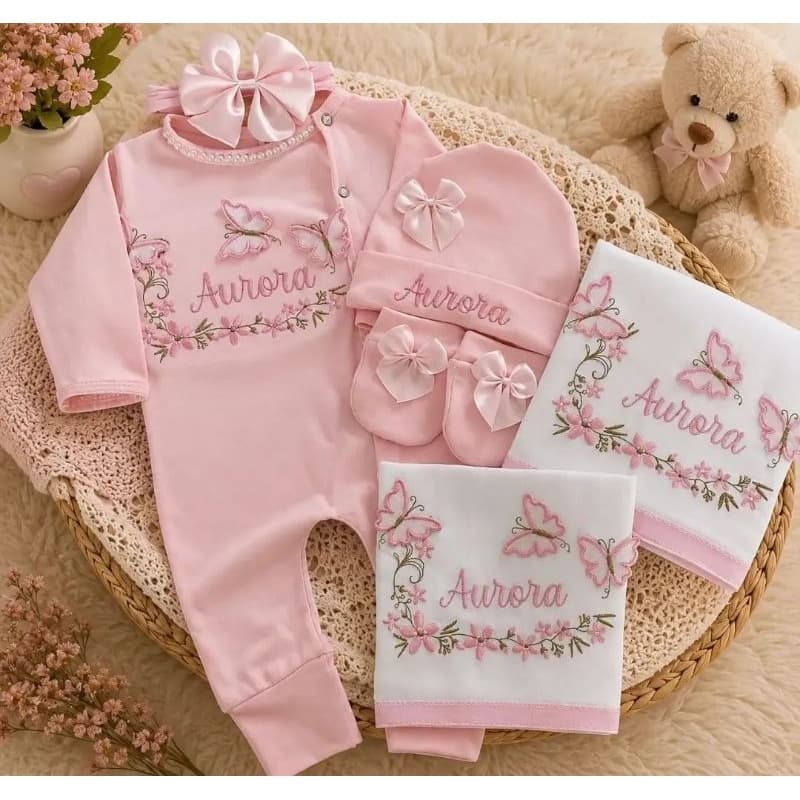 Macacão Bebe Bordado Personalizado + fraldinhas + kit touca