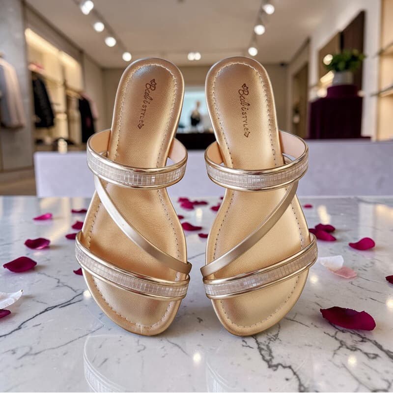 Sandália Rasteirinha Tratorada Clássica com Tiras Brilhantes Chinelo Palmilha Macia SUPER PROMOÇÃO