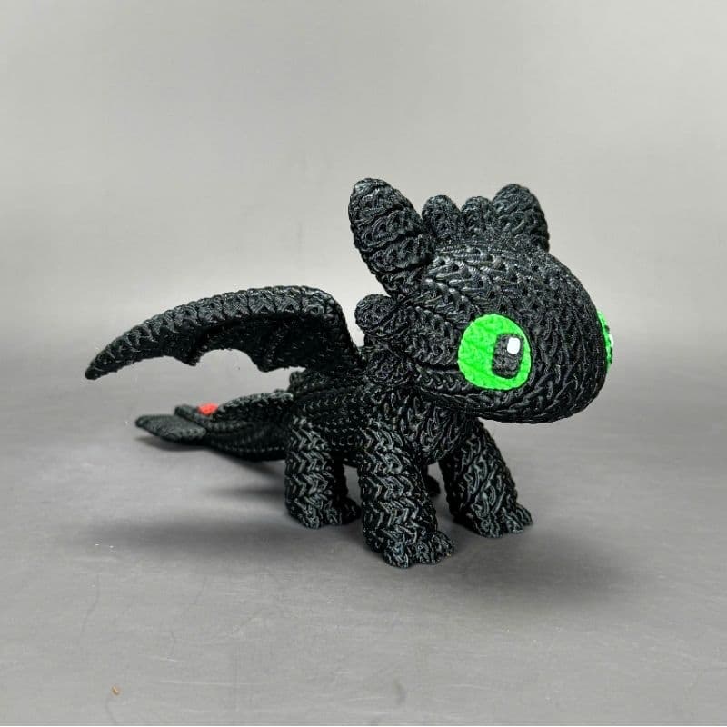 Boneco Banguela Decorativo Miniatura Dragão Fúria da Noite Colecionável