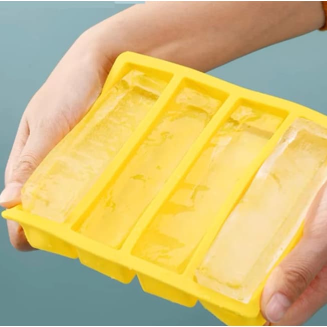 Forma Silicone 4 Cavidades Gelo Vermelho Ou Preto Retangular 17x14CM Multicolorido De Desenformar Multiuso WL-2644