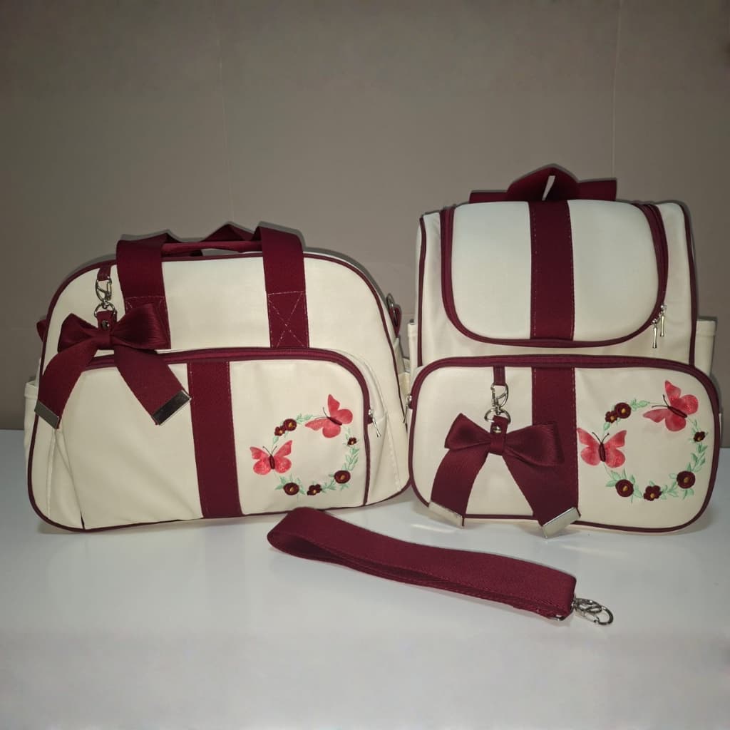 Kit Mochila Maternidade e Bolsa de Bebê Luxo Borboleta Bege/Vinho