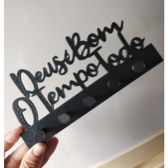 Porta Chaves Decorativo Deus é Bom o Tempo Todo - Organizador de Parede Premium