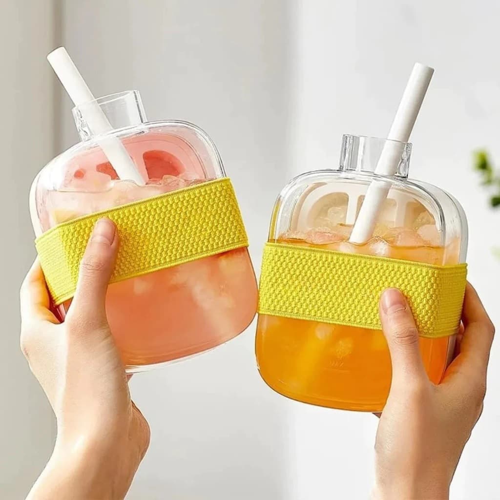 Garrafa 500ml em Acrílico com Cubos de Gelo Sequeeze Exercício Físico Portátil