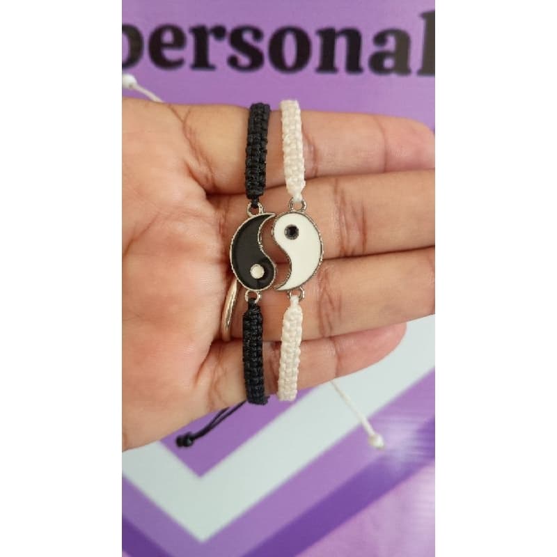 Pulseira Yin Yang Casal amizade Ajustável em Macramê Preta e Branca – Equilíbrio, Amizade e Amor