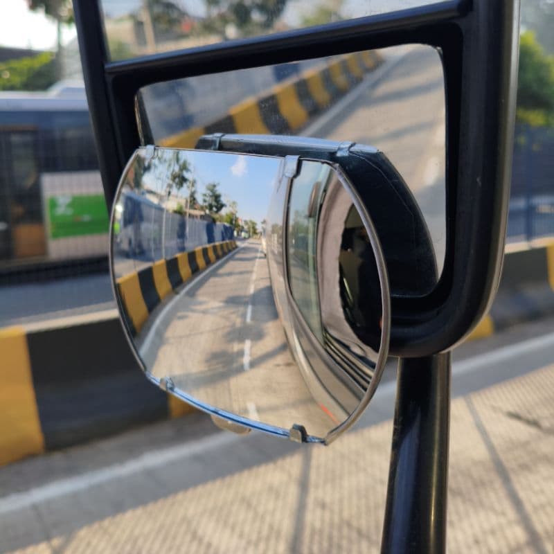 Espelho retrovisor auxiliar grande com presilha prendedor para ônibus e caminhão (10x14) cm olho de gato