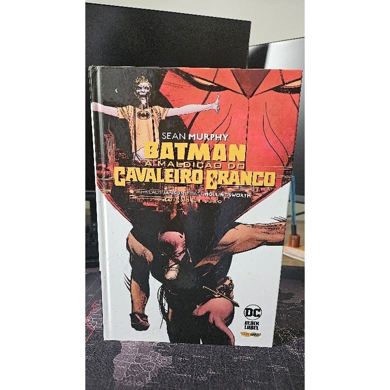 Batman - A maldição do Cavaleiro Branco (edição de luxo, capa dura)