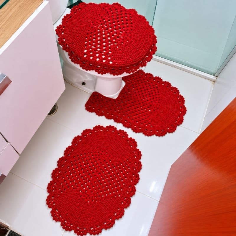 Jogo de Banheiro Crochê 3 Peças Artesanal Feito à Mão Tapete Vaso Tampa Decoração Elegante Pronta Entrega