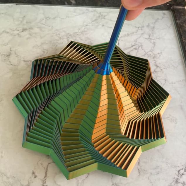 Fidget Toy Cinético 3D Terapeutico Antiestresse Brinquedo Estrela Sensorial Relaxante Giratório