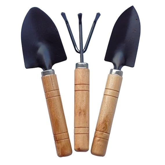 Kit Jardinagem 3 Peças com 2 Pás (pa) e Rastelo Cabo de Madeira para Vasos, Horta, Plantas e Jardim