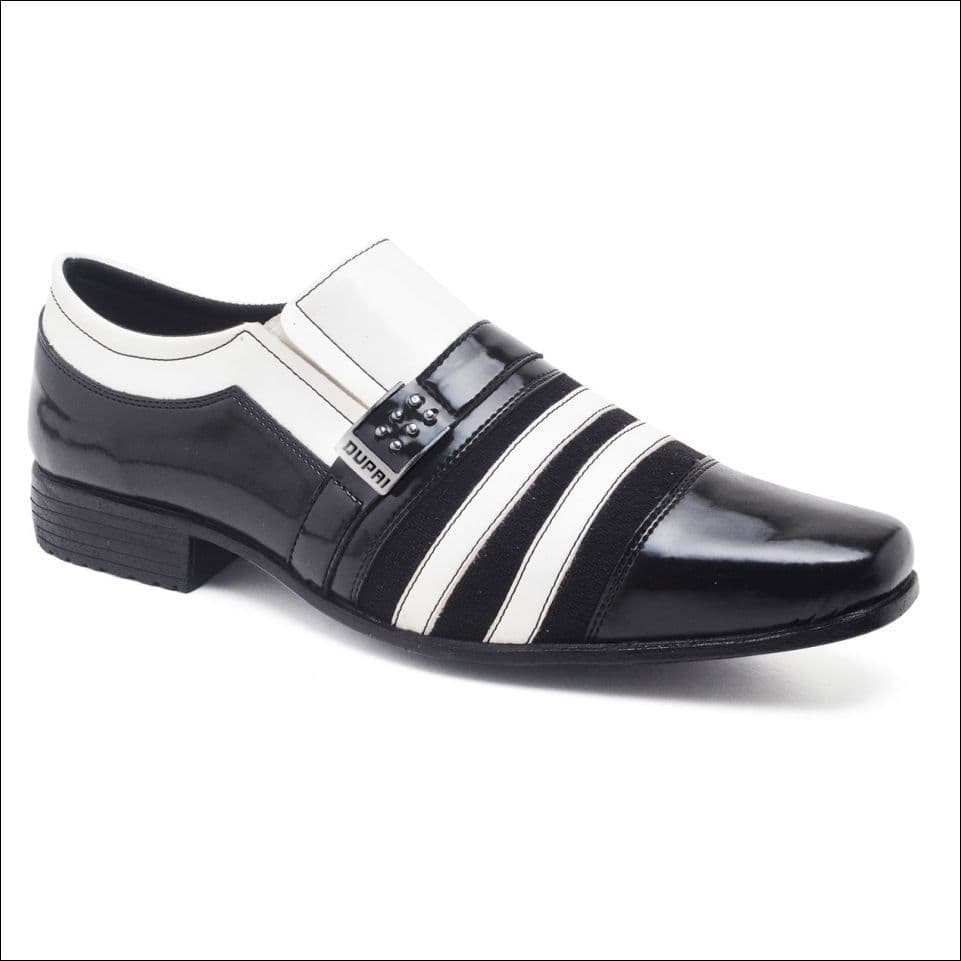 Sapato Social Masculino Verniz Preto Com Detalhe em Metal Elegante