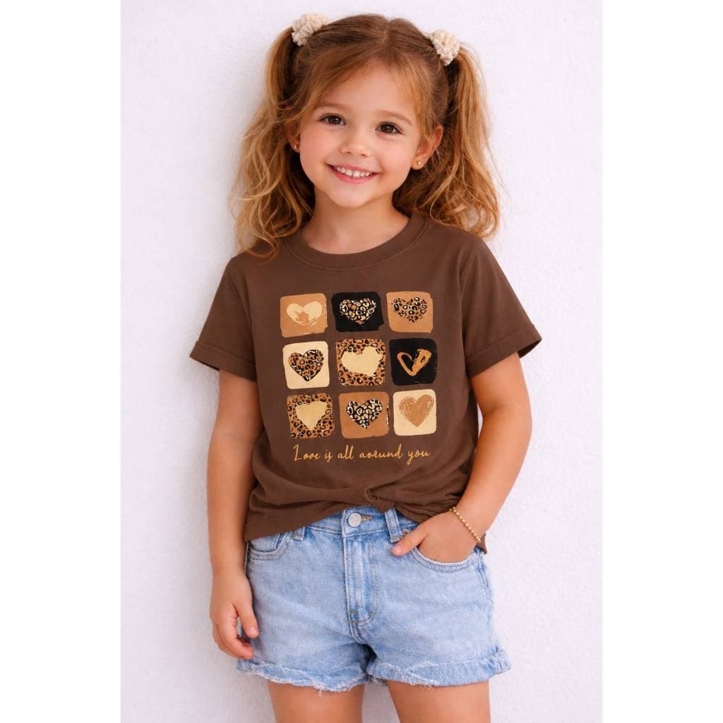 Camiseta Infantil Menina Estampa Coração Animal Print – Roupa Infantil Feminina Moda Menina 4 ao 12