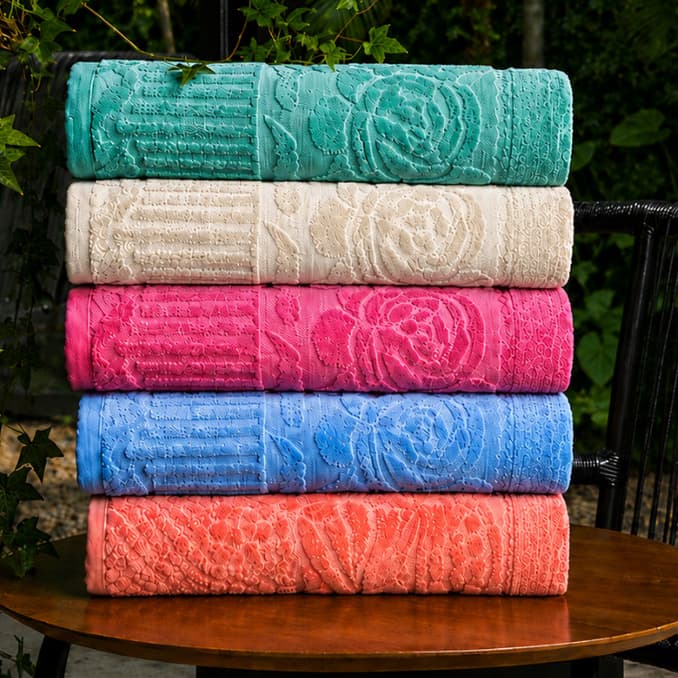 Toalha de Banho Barra Aveludada Fio Penteado 100% Algodão 130x70 Jasmim Grossa
