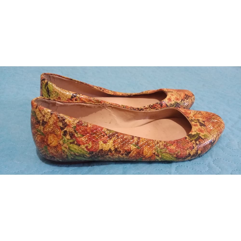 sapatos ,calçados femininos Melissa ,Bottero ,moleca,azzan rasteira,sapatilhas,tênis