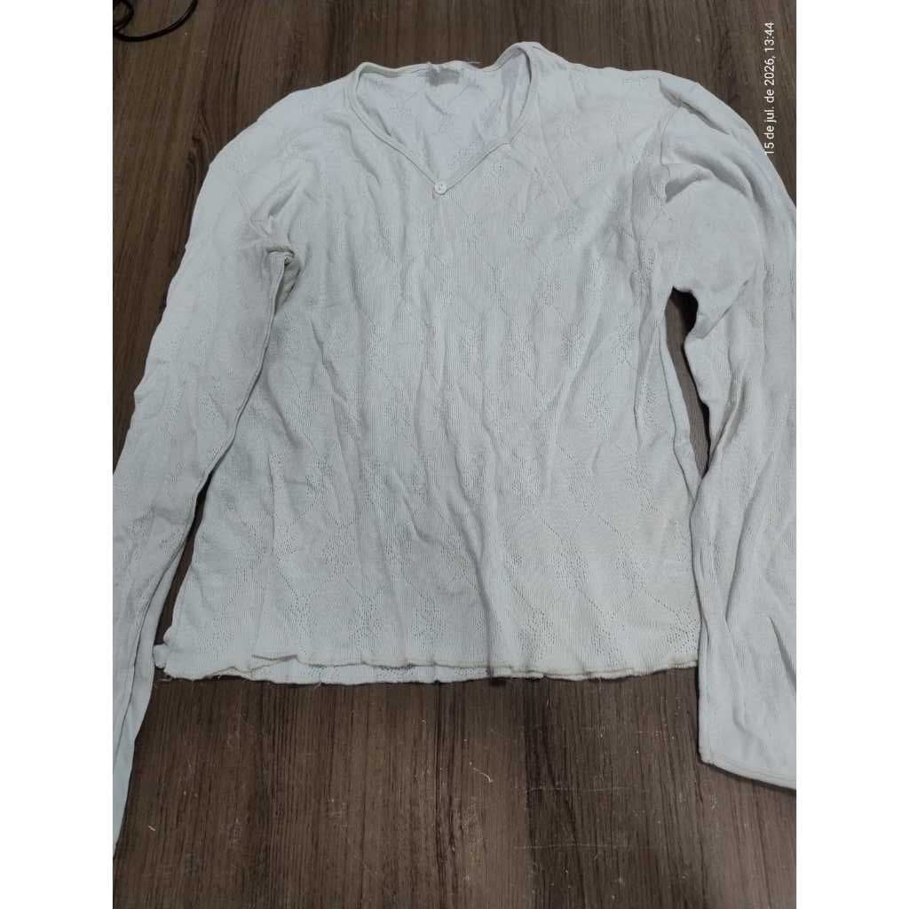 BLUSA FEMININA COM MANGA LONGA