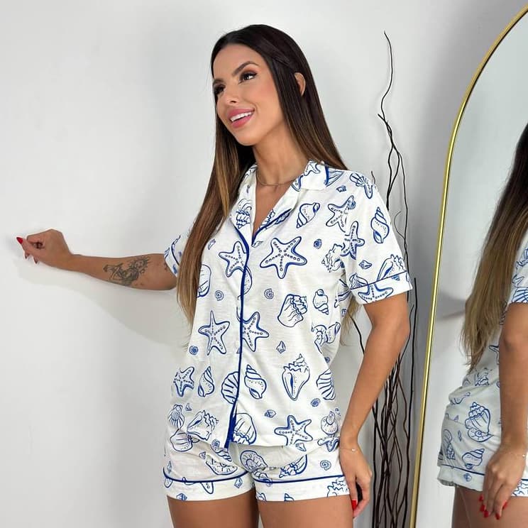 Pijama Feminino Blogueirinha de Algodão com Botões e Short Confortável para Dormir