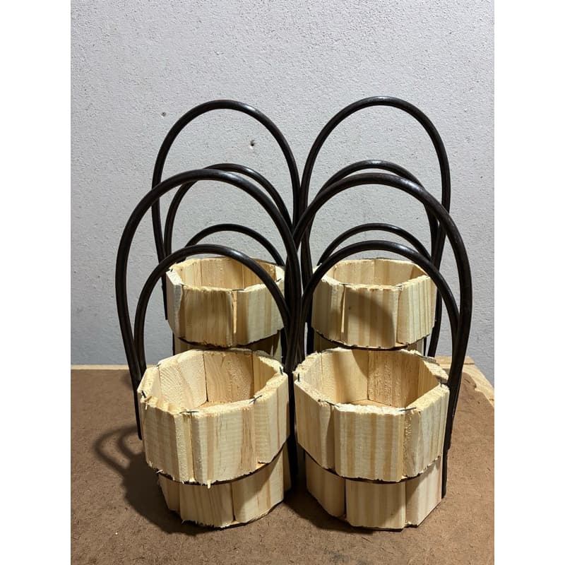 Mini Cesta de Madeira 10cm Artesanal Kit C/10- Ideal para Lembrancinhas, Presentes e Decoração
