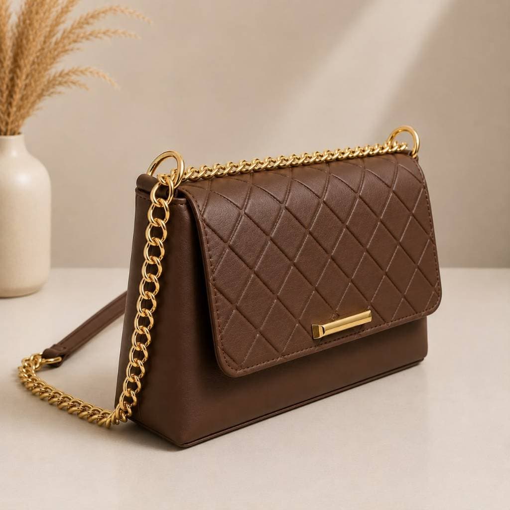 Bolsa Feminina Transversal de Corrente Dourada