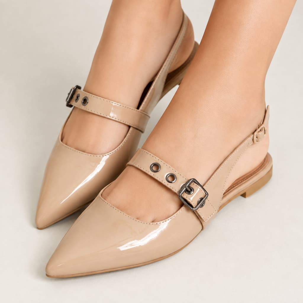 Sapatilha Feminina Verniz Bege Fivela Onix Bico Fino 0070