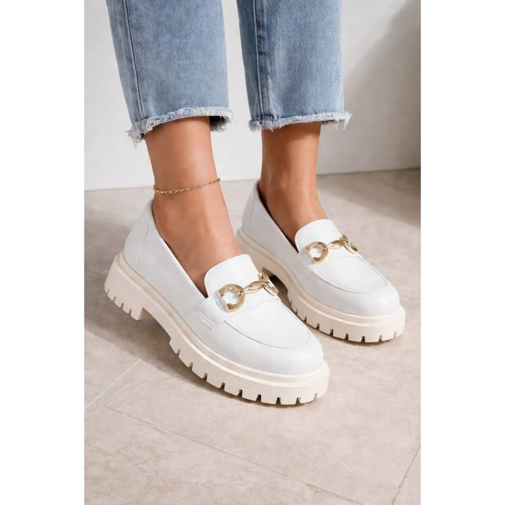 Sapato Mocassim Feminino Tratorado Sintético Com Fivela Tendencia