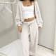 Conjunto Feminino de Tricot Mousse Premium Casaco Cardigan e Calça Pantalona Com Amarração Tricô Fio Musse Moda Blogueir