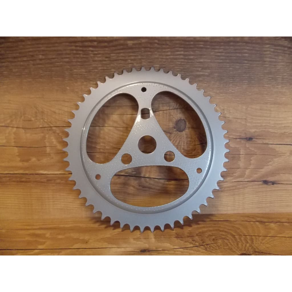 Coroa engrenagem original monark monareta 52 dentes anos 80 pintada - novo de estoque antigo