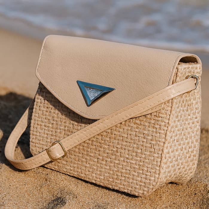 Bolsa Feminina Pequena de Palha Shopbag Califórnia Estilosa Praia Verão Mulher Bolsinha transversais