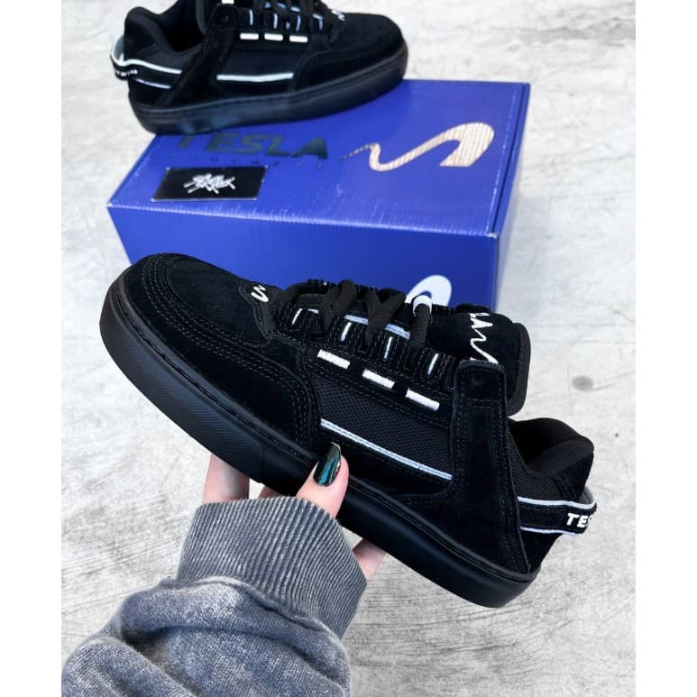Tênis Black Tesla Masculino e Feminino Acolchoado Estiloso Lançamento Sneaker Coil Forrado Skatista