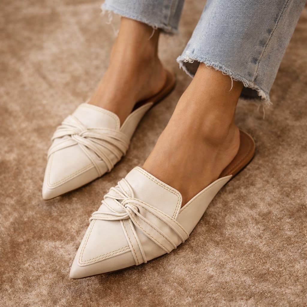 Mule Feminino Bico Fino Confot - Off Whitte