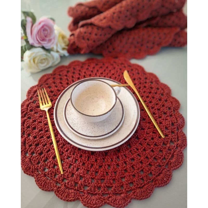 Kit Sousplat Crochê 4 Lugares 40cm com Trilho de Mesa 1,50m Estilo Boho
