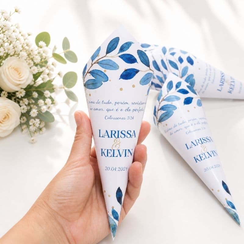Cones de Pétalas e Arroz Personalizados para Casamento com Nomes e Data