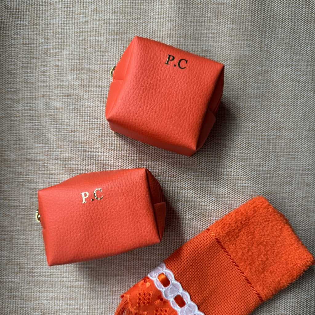 Kit 2 Mini Necessaire Personalizada Iniciais Guarda Absorvente Porta Treco Maquiagem
