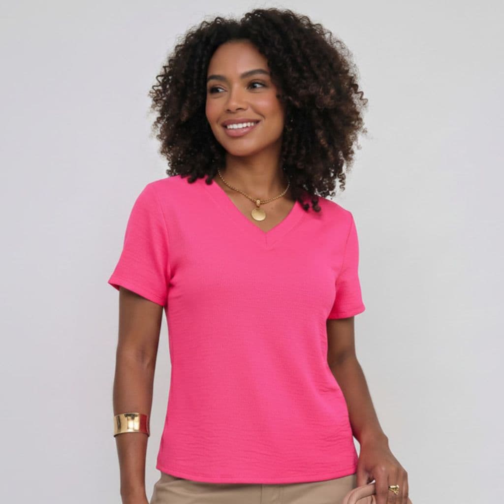 Blusa T-Shirt Feminina Básica em Moletinho de Alta Qualidade - Envio- Imediato