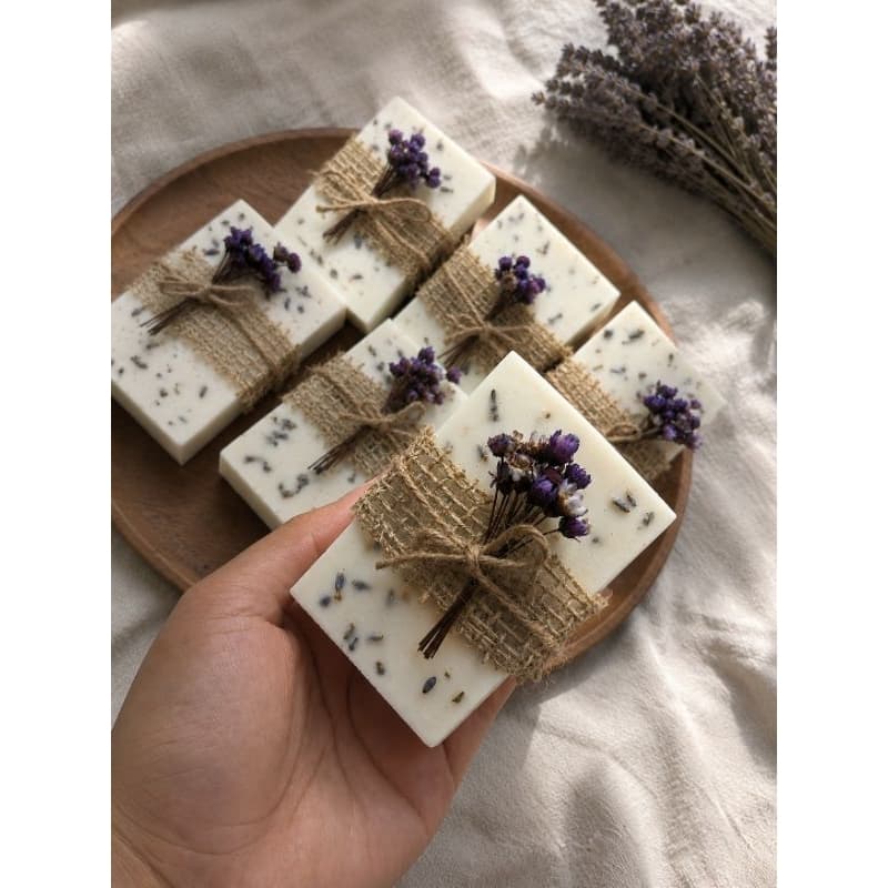 Lembrancinha de evento/ sabonete  rústico/ sabonete de corte/ sabonete com ervas para casamento/ personalizado