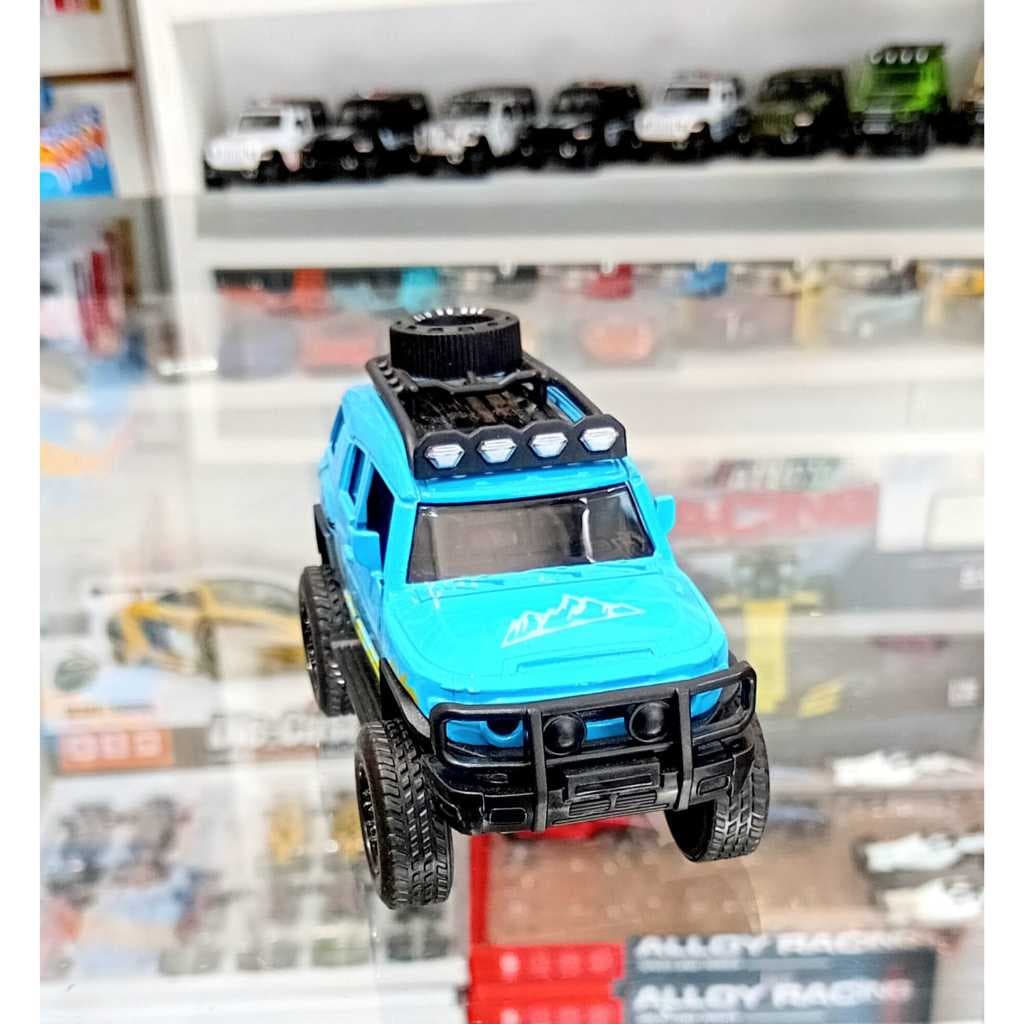 Miniatura Carrinho Metal Escala 1/36 Toyota FJ Cruiser Abre As Portas