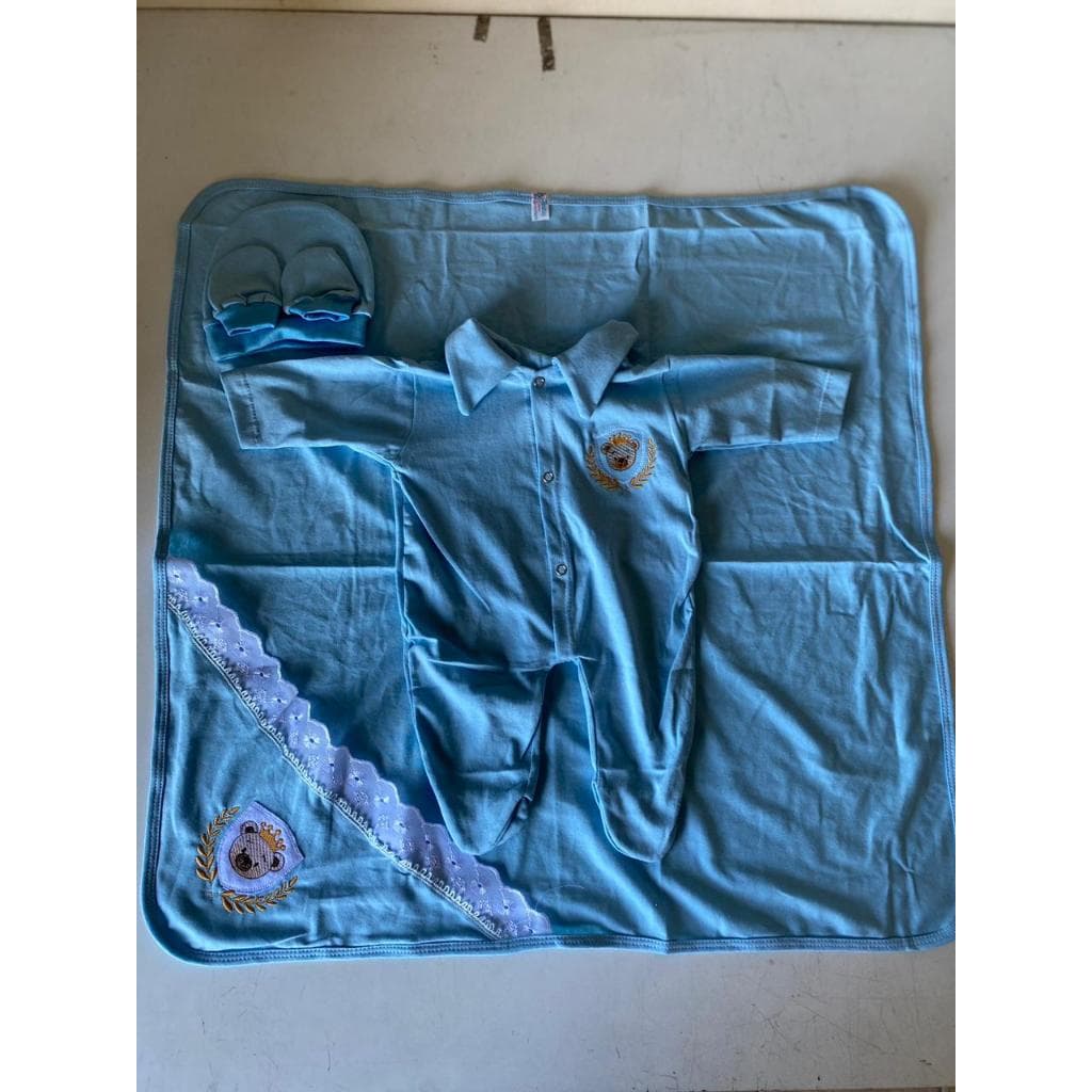 Saída De Maternidade Para Bebê Menino Com 5 Peças Tema Ursinho