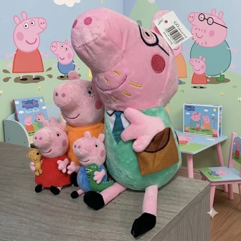 Pelúcia Papai Pig 22 cm Musical - Boneca Peppa Pig - Brinquedo para Criançaf