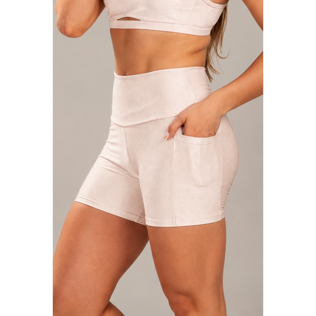 Short Fitness Feminino Premium Microcanelado com Bolso Lateral – Zero Transparência UV50+