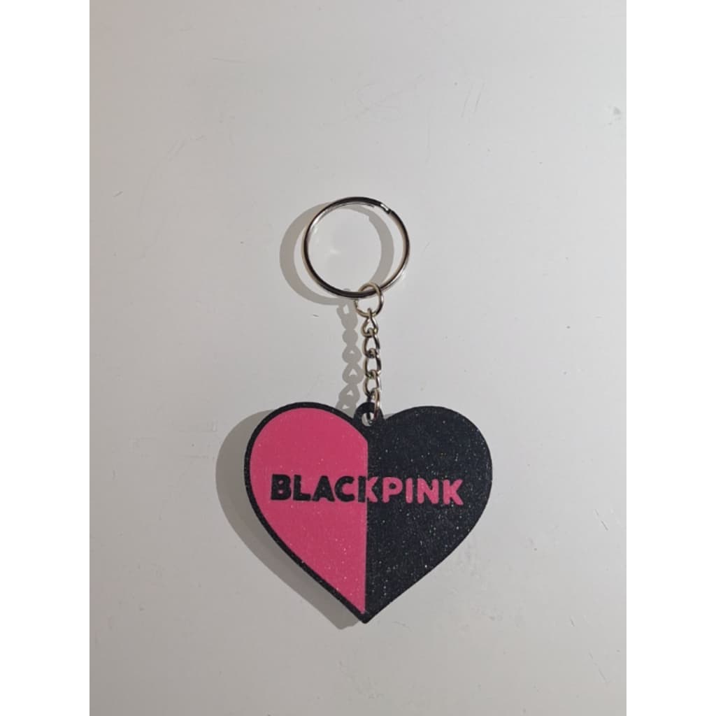 Chaveiro BLACKPINK em Formato de Coração | Presente para Fãs de K-pop