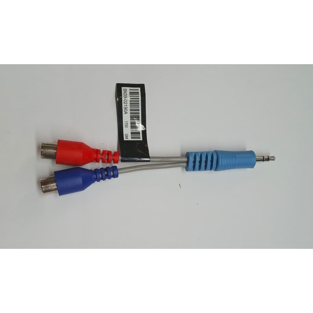 Adaptador / Conversor  Audio P2 Estéreo Macho x Audio RCA Femea 12 cm